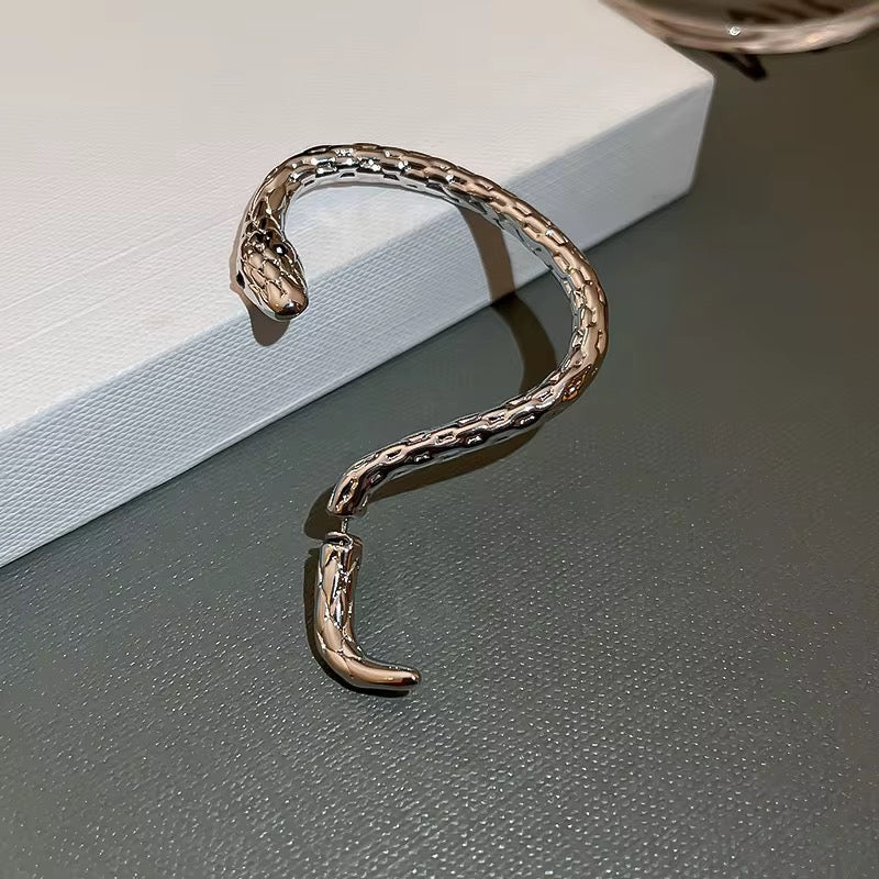Snake Earrings (Left+ Right)