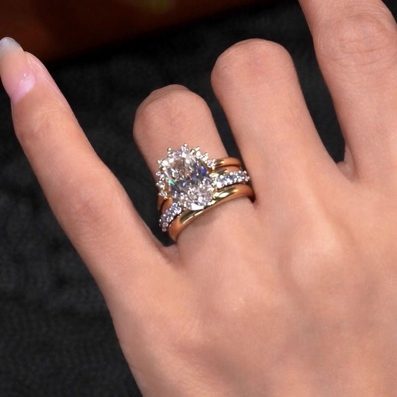 Sparkling Ring